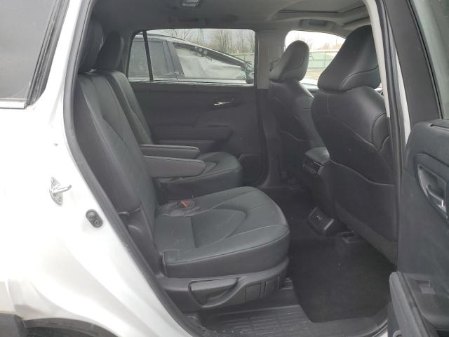 Photo 10 from auction – 2022 TOYOTA HIGHLANDER with VIN 5TDGZRBH0NS574047