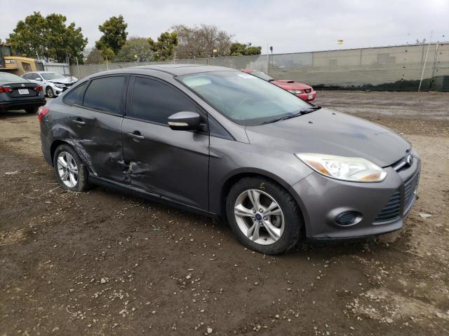 Zdjęcie 4 z aukcji – 2013 FORD FOCUS SE z VIN 1FADP3F24DL251945