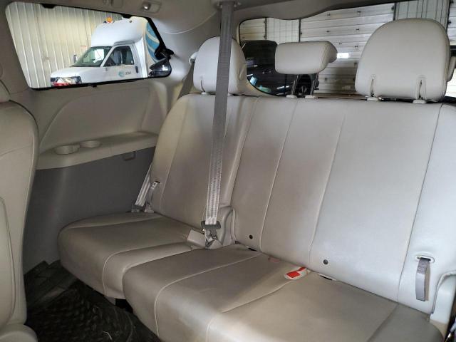 Photo 10 from auction – 2012 TOYOTA SIENNA XLE with VIN 5TDYK3DC2CS269900