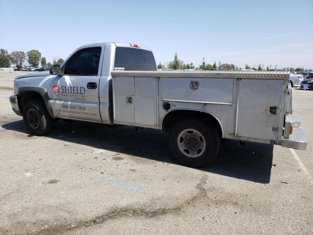 Photo 2 from auction – 2005 CHEVROLET SILVERADO with VIN 1GBHC24U65E313930