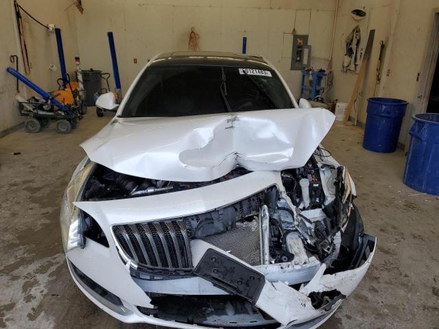 Photo 5 from auction – 2017 BUICK REGAL SPOR with VIN 2G4GL5EX2H9153940