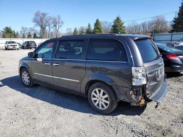 Photo 2 from auction – 2015 CHRYSLER TOWN & COU with VIN 2C4RC1BGXFR753063