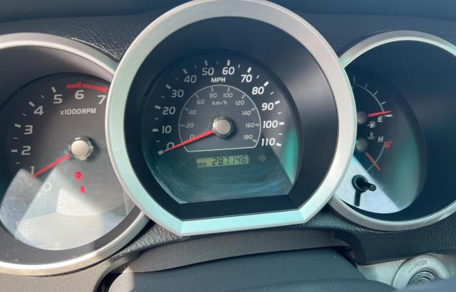 Photo 8 from auction – 2006 TOYOTA 4RUNNER SR with VIN JTEBU14R968061901