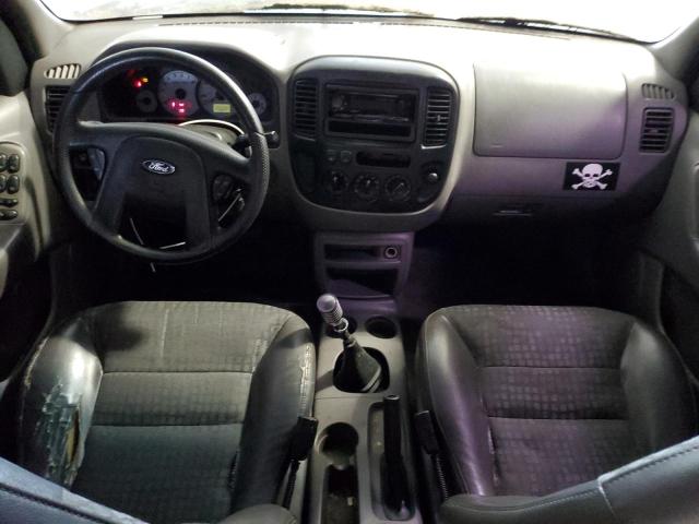 Photo 8 from auction – 2001 FORD ESCAPE XLS with VIN 1FMYU01B21KA15625