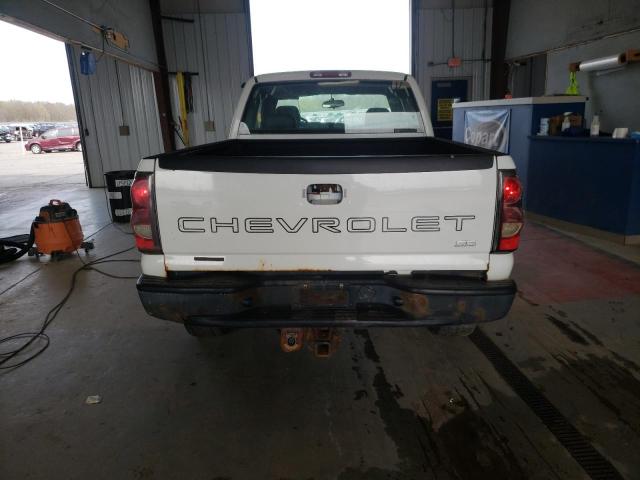 Photo 6 from auction – 2005 CHEVROLET SILVERADO with VIN 1GCEK19B05E121325