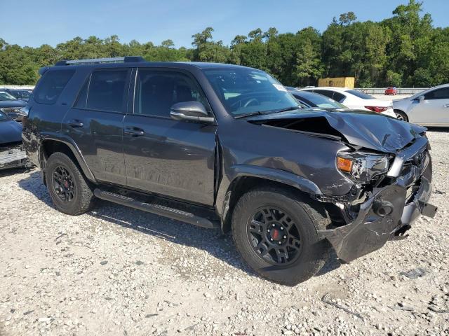 Photo 4 from auction – 2022 TOYOTA 4RUNNER SR with VIN JTEFU5JR7N5258014