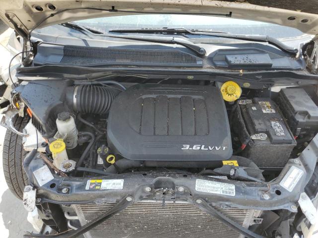 Photo 12 from auction – 2022 CHRYSLER TOWN & COU with VIN 2C4RC1BG8DR737361