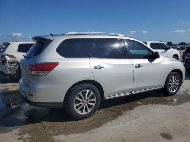 Photo 3 from auction – 2015 NISSAN PATHFINDER with VIN 5N1AR2MM2FC661101