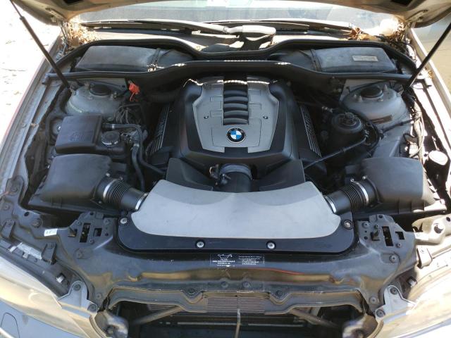 Photo 11 from auction – 2007 BMW 750 with VIN WBAHN83557DT68006