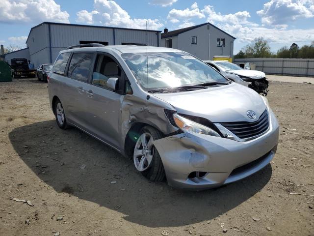 Photo 4 from auction – 2011 TOYOTA SIENNA LE with VIN 5TDKK3DC1BS066940