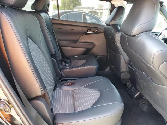 Photo 11 from auction – 2024 TOYOTA HIGHLANDER with VIN 5TDKDRAH9RS531021