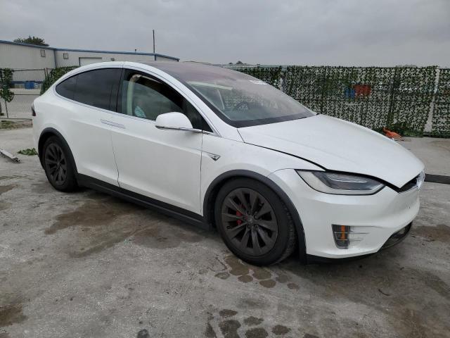 Photo 4 from auction – 2016 TESLA MODEL X with VIN 5YJXCBE45GFS00610