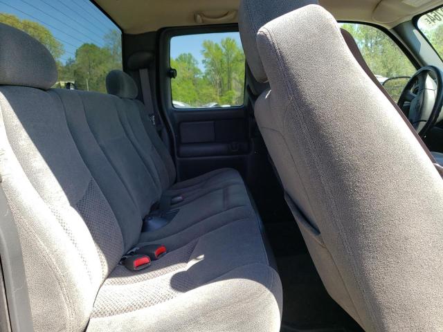 Фото 10 с аукциона – 2004 CHEVROLET SILVERADO с VIN 2GCEK19T841124336