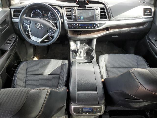 Photo 8 from auction – 2017 TOYOTA HIGHLANDER with VIN 5TDBZRFH5HS365265