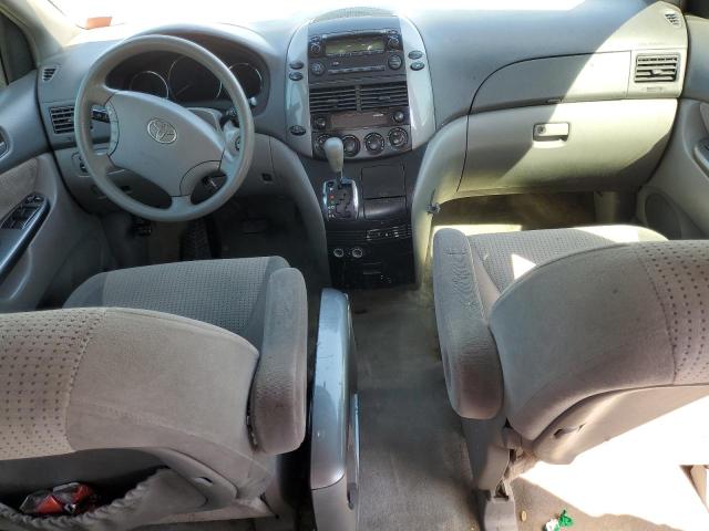 Photo 8 from auction – 2010 TOYOTA SIENNA CE with VIN 5TDKK4CCXAS311241