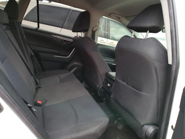 Photo 11 from auction – 2019 TOYOTA RAV4 LE with VIN JTMMWRFV2KD503676