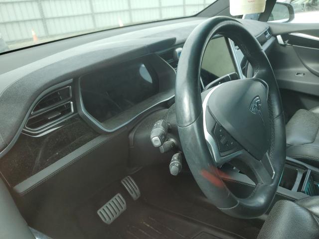 Photo 9 from auction – 2016 TESLA MODEL X with VIN 5YJXCAE40GFS00802
