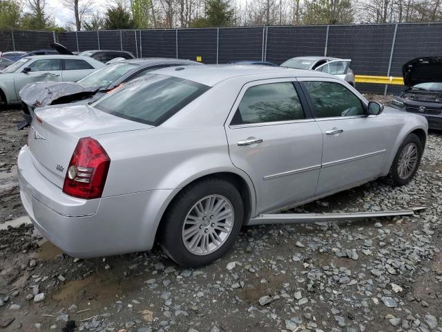 Photo 3 from auction – 2010 CHRYSLER 300 TOURIN with VIN 2C3CA5CV6AH218072
