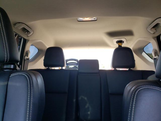 Photo 10 from auction – 2017 TOYOTA RAV4 LIMIT with VIN 2T3YFREV4HW314476