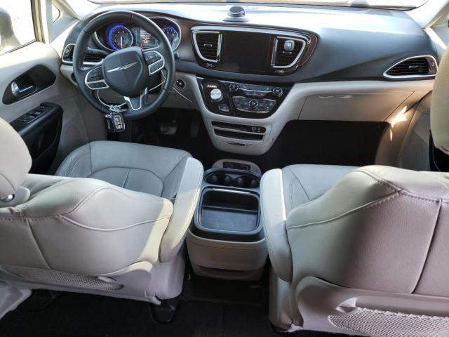 Photo 8 from auction – 2017 CHRYSLER PACIFICA T with VIN 2C4RC1BG3HR654359