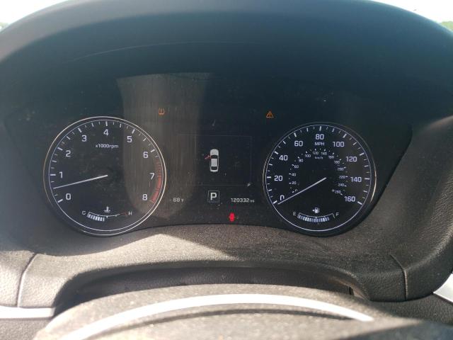 Photo 9 from auction – 2015 HYUNDAI GENESIS 5. with VIN KMHGN4JF1FU081422