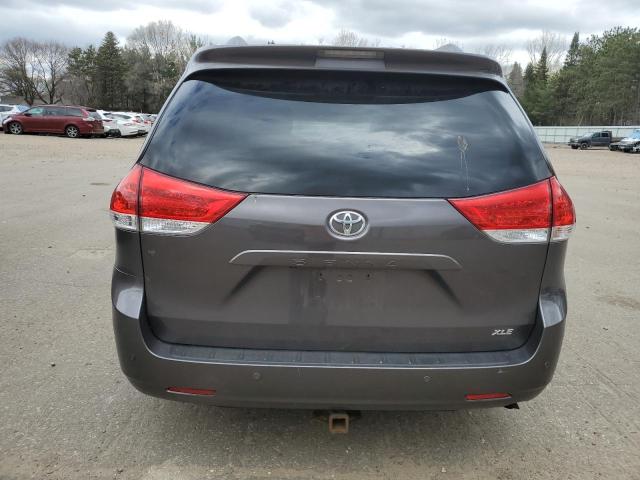 Photo 6 from auction – 2012 TOYOTA SIENNA XLE with VIN 5TDYK3DC4CS234727