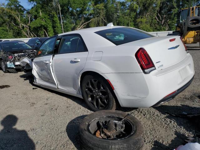 Photo 2 from auction – 2020 CHRYSLER 300 S with VIN 2C3CCAGG6LH151068