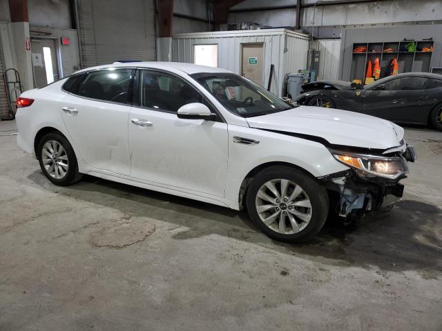 Photo 4 from auction – 2016 KIA OPTIMA EX with VIN 5XXGU4L39GG107833