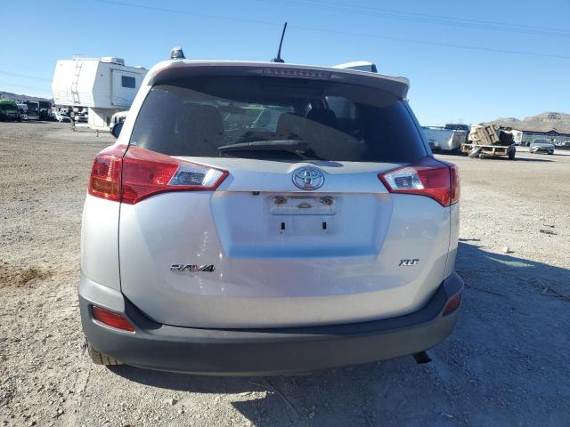 Photo 6 from auction – 2015 TOYOTA RAV4 XLE with VIN 2T3WFREV0FW205145