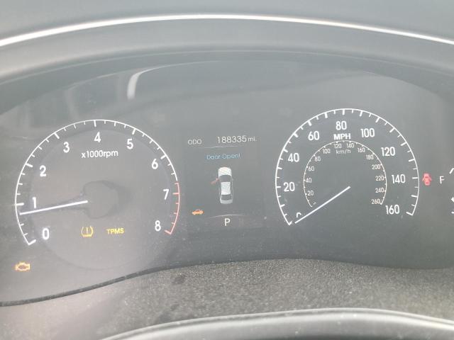Photo 9 from auction – 2012 HYUNDAI GENESIS 5. with VIN KMHGC4DH3CU187823