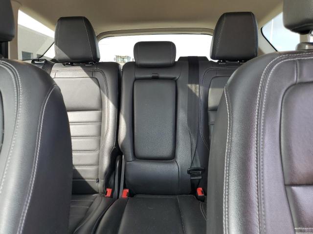 Photo 10 from auction – 2017 FORD ESCAPE SE with VIN 1FMCU9G96HUC83496