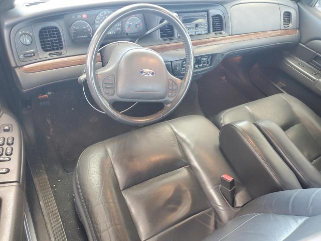 Photo 8 from auction – 2004 FORD CROWN VICT with VIN 2FAFP74W74X132506