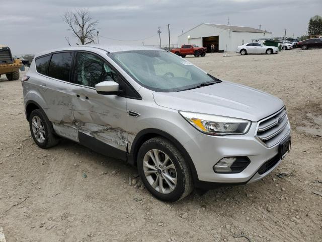 Photo 4 from auction – 2017 FORD ESCAPE SE with VIN 1FMCU9GD4HUA60765