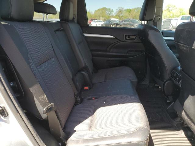 Photo 10 from auction – 2017 TOYOTA HIGHLANDER with VIN 5TDZZRFH1HS208038