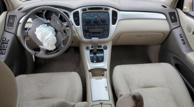Photo 8 from auction – 2004 TOYOTA HIGHLANDER with VIN JTEGD21A040077197