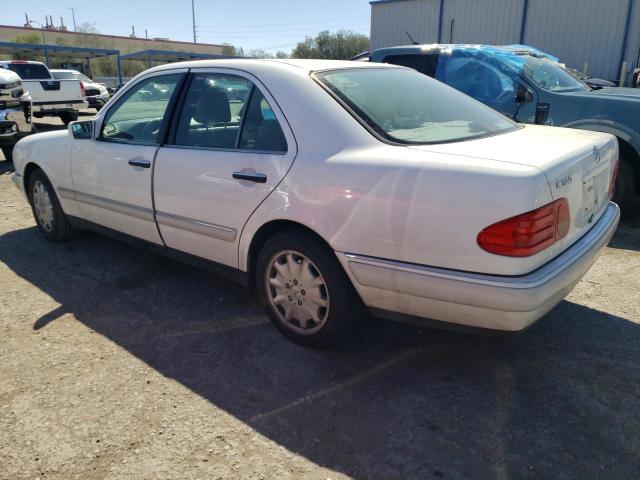 Photo 2 from auction – 1997 MERCEDES-BENZ E 320 with VIN WDBJF55F6VA403090