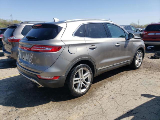Photo 3 from auction – 2017 LINCOLN MKC RESERV with VIN 5LMCJ3D92HUL23984