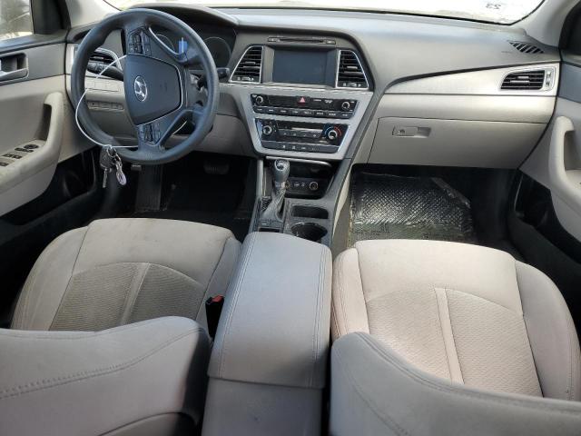 Photo 8 from auction – 2017 HYUNDAI SONATA SE with VIN 5NPE24AF7HH553060