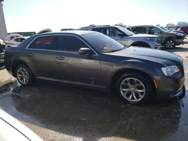 Photo 4 from auction – 2015 CHRYSLER 300 LIMITE with VIN 2C3CCAAG6FH749593