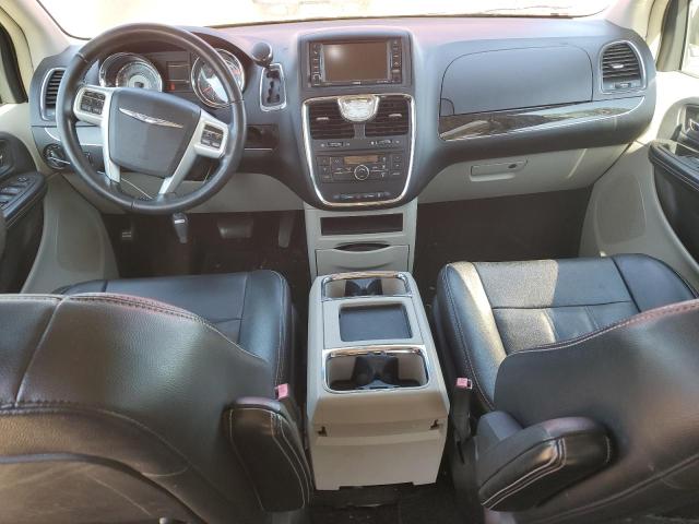 Photo 8 from auction – 2015 CHRYSLER TOWN & COU with VIN 2C4RC1BG9FR545661