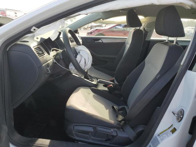 Photo 7 from auction – 2017 VOLKSWAGEN JETTA S with VIN 3VW2B7AJ6HM407524