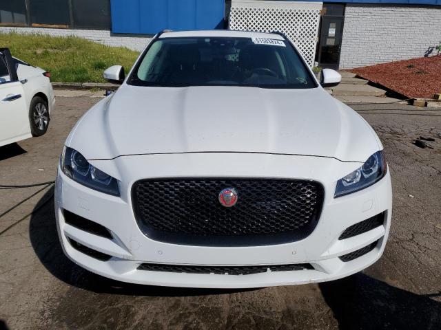 Photo 5 from auction – 2017 JAGUAR F-PACE PRE with VIN SADCK2BV5HA053248
