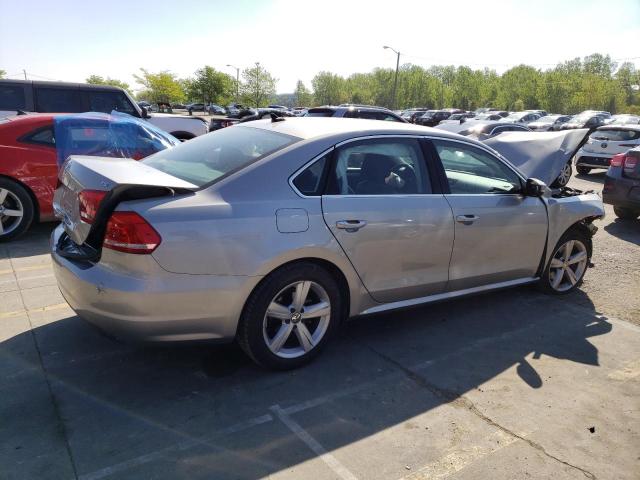 Photo 3 from auction – 2014 VOLKSWAGEN PASSAT S with VIN 1VWAS7A39EC037549