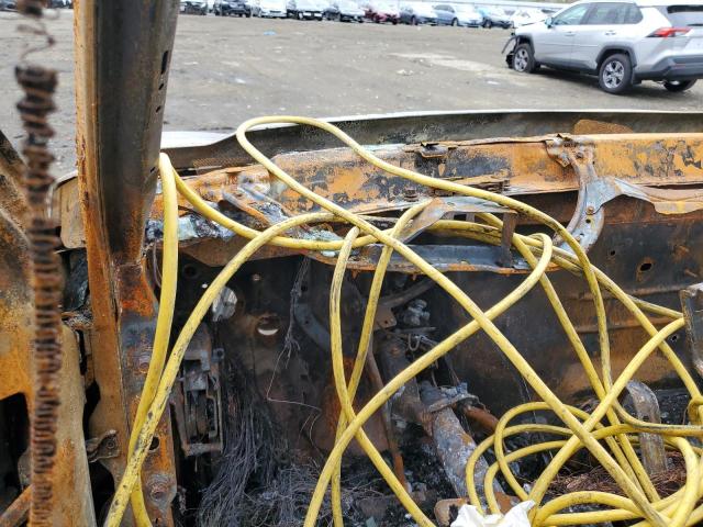 Photo 9 from auction – 2004 CHEVROLET SILVERADO with VIN 1GCHK29164E102299