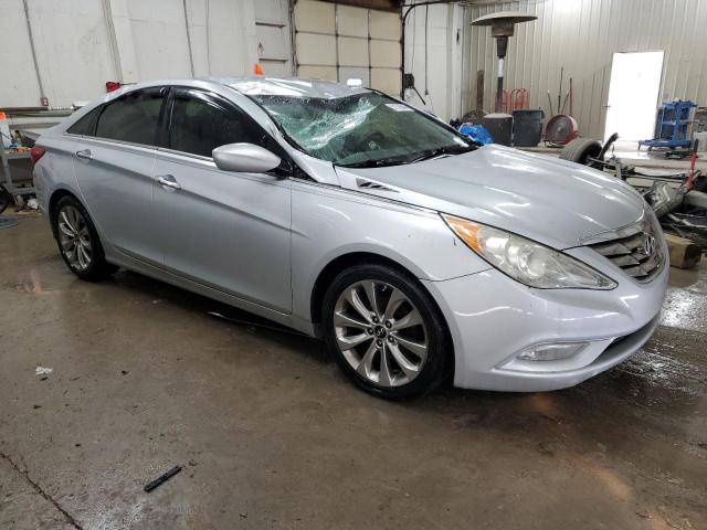Photo 4 from auction – 2012 HYUNDAI SONATA SE with VIN 5NPEC4AB0CH430400