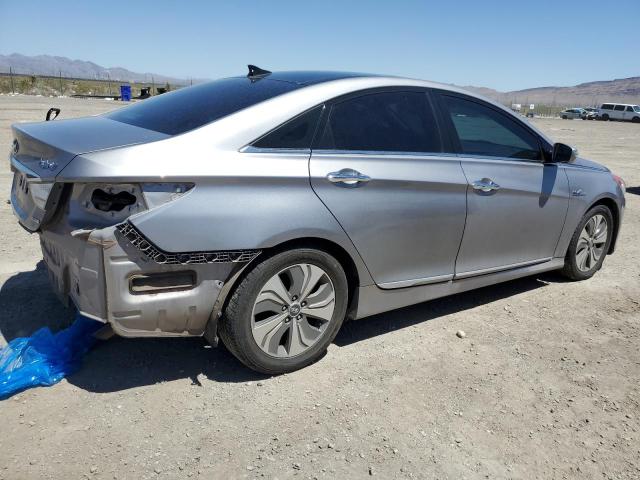 Photo 3 from auction – 2014 HYUNDAI SONATA HYB with VIN KMHEC4A43EA108552