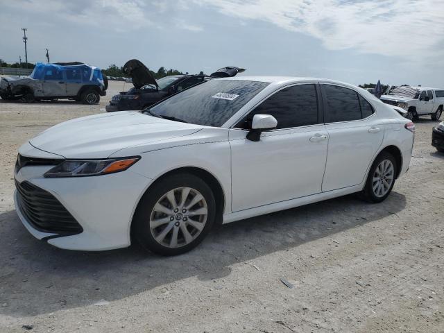 Photo 1 from auction – 2020 TOYOTA CAMRY LE with VIN 4T1C11AK2LU921337