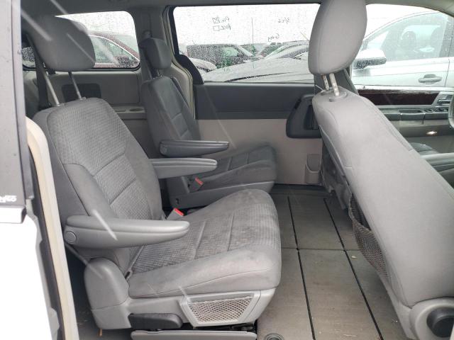 Photo 11 from auction – 2010 CHRYSLER TOWN & COU with VIN 2A4RR5D14AR249206
