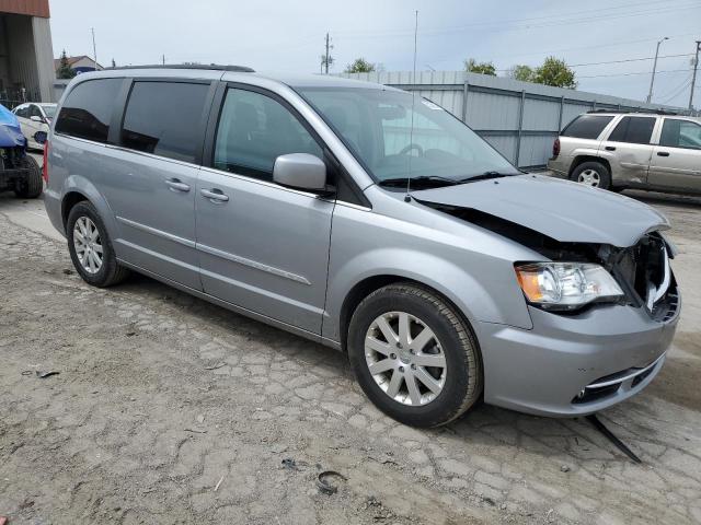 Photo 4 from auction – 2015 CHRYSLER TOWN & COU with VIN 2C4RC1BG5FR565132