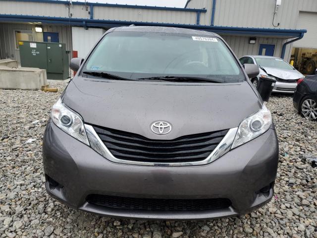 Photo 5 from auction – 2013 TOYOTA SIENNA LE with VIN 5TDKK3DC3DS314446